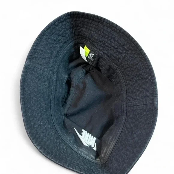 Nike black bucket hat size S/M logo summer retro y2k - Picture 3 of 4